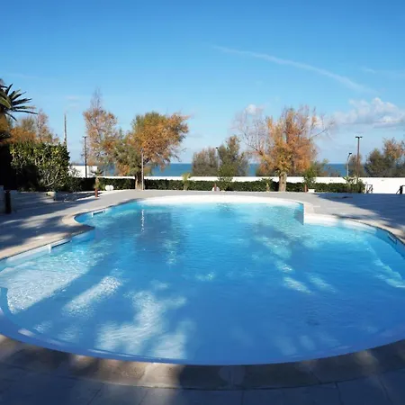 Bed & Breakfast Emy Boutique 4*