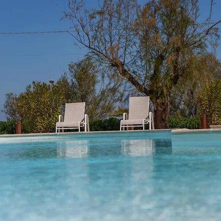 Bed & Breakfast Emy Boutique 4*